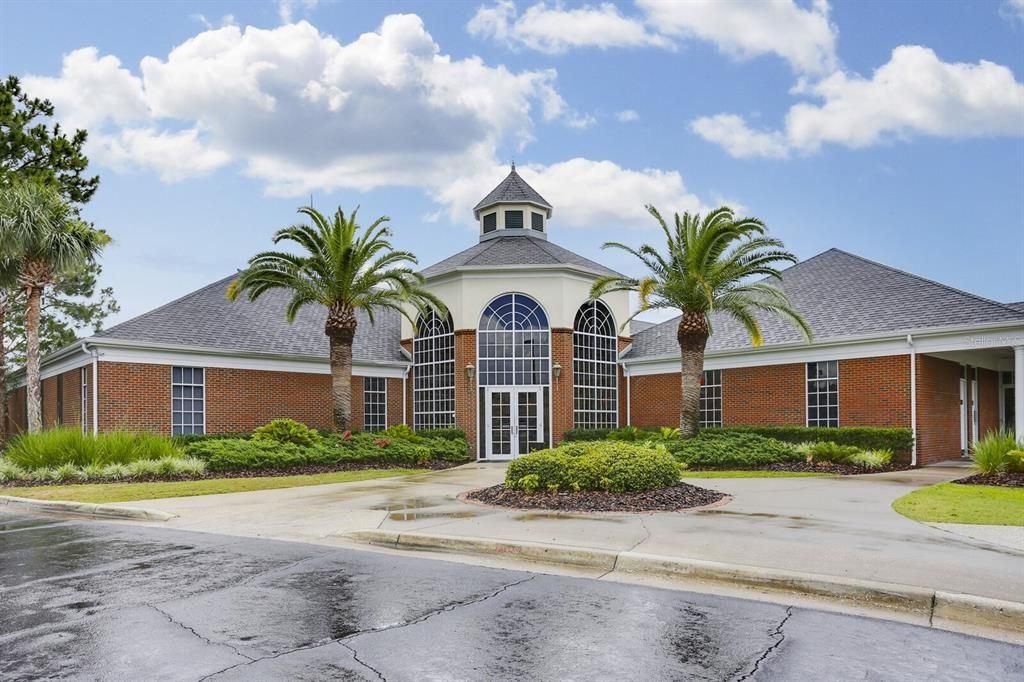 For Sale: $335,000 (2 beds, 2 baths, 1424 Square Feet)