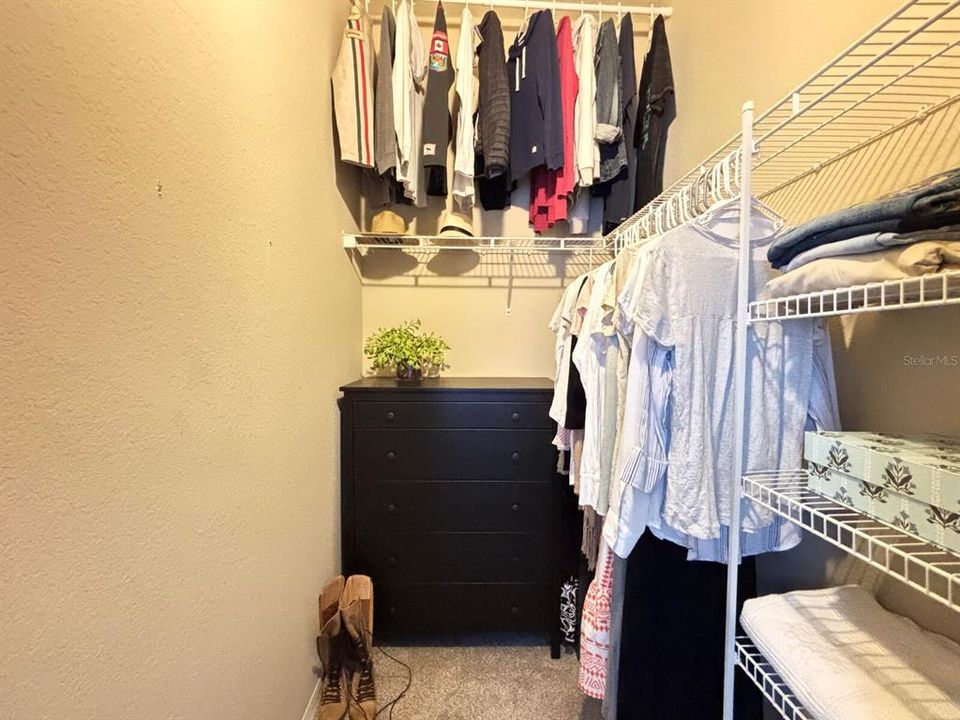 For Sale: $335,000 (2 beds, 2 baths, 1424 Square Feet)