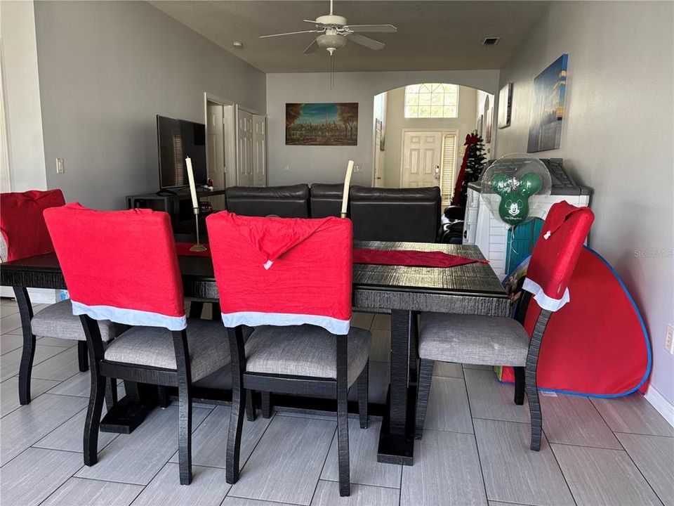 В аренду: $2,600 (4 спален, 3 ванн, 1808 Квадратных фут)