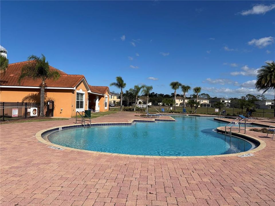 В аренду: $2,600 (4 спален, 3 ванн, 1808 Квадратных фут)