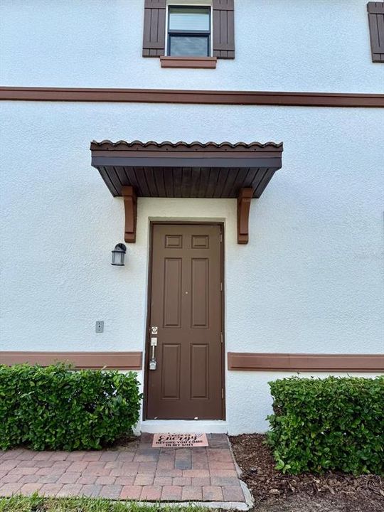 For Sale: $310,000 (3 beds, 2 baths, 2114 Square Feet)