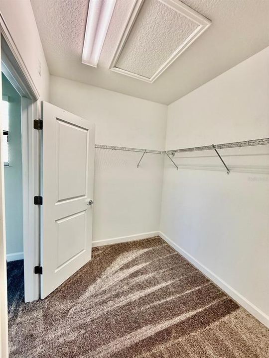 For Sale: $310,000 (3 beds, 2 baths, 2114 Square Feet)