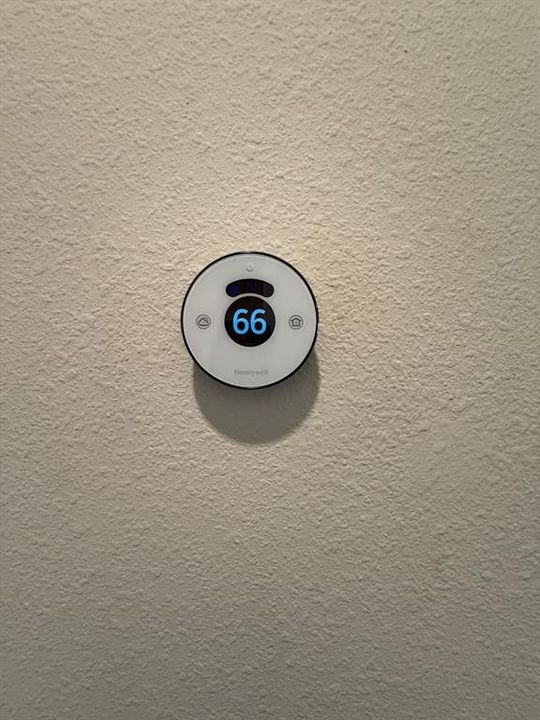 For Sale: $310,000 (3 beds, 2 baths, 2114 Square Feet)