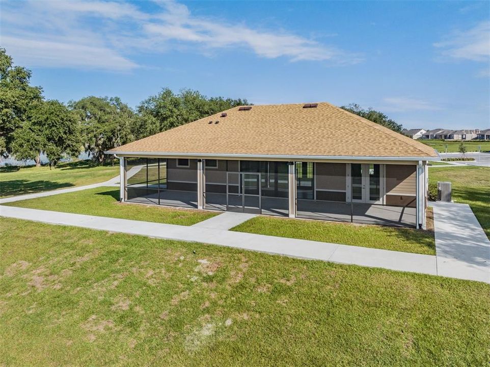 For Rent: $2,200 (3 beds, 2 baths, 1597 Square Feet)