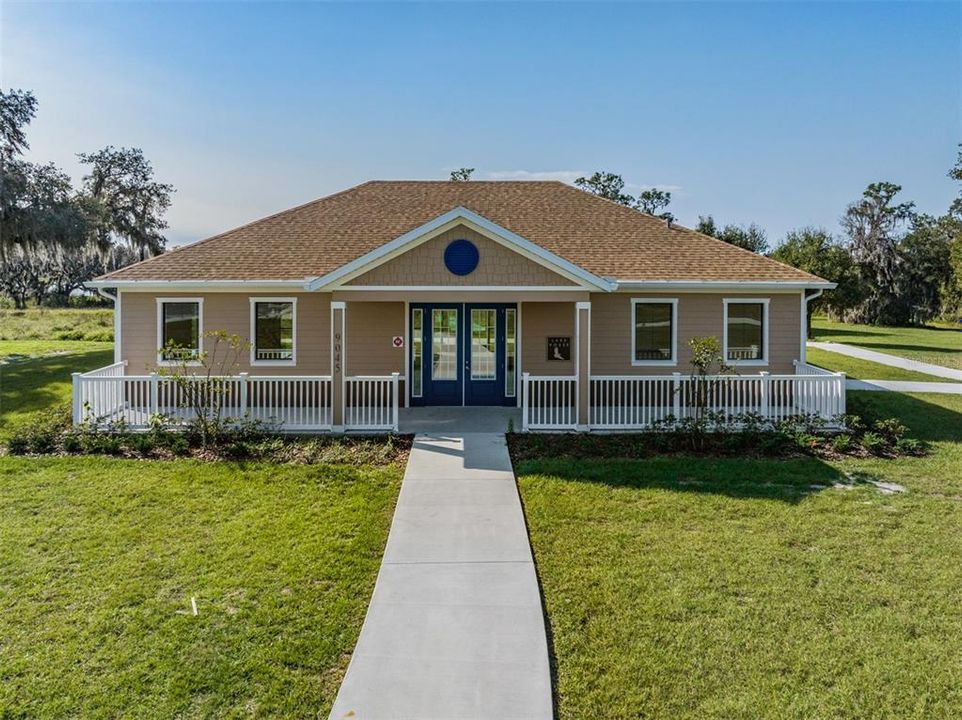 For Rent: $2,200 (3 beds, 2 baths, 1597 Square Feet)