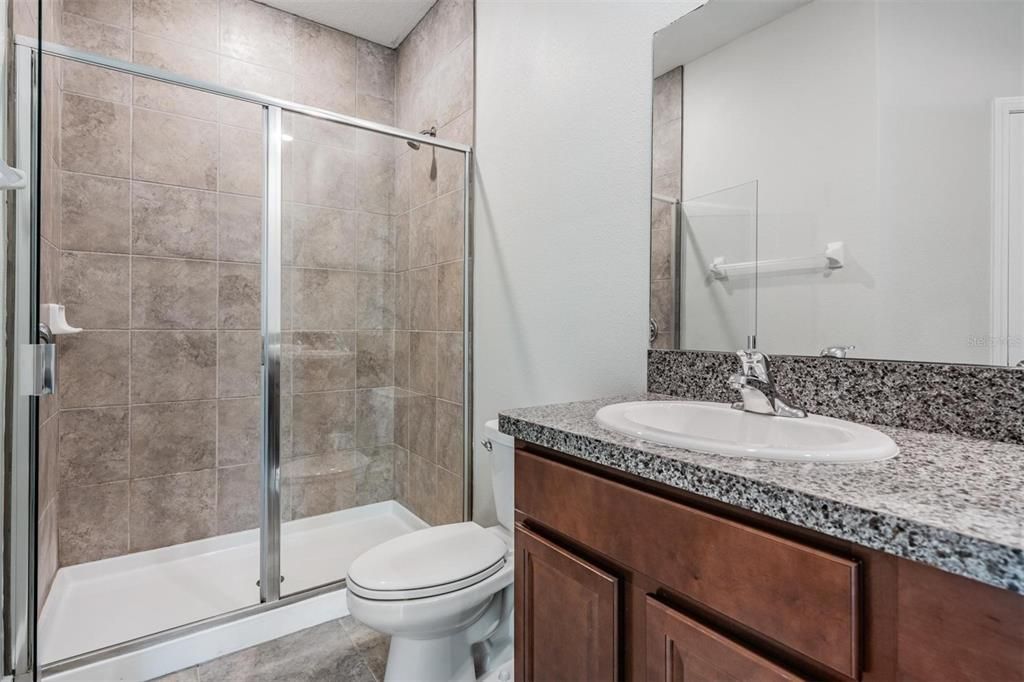 For Rent: $2,200 (3 beds, 2 baths, 1597 Square Feet)