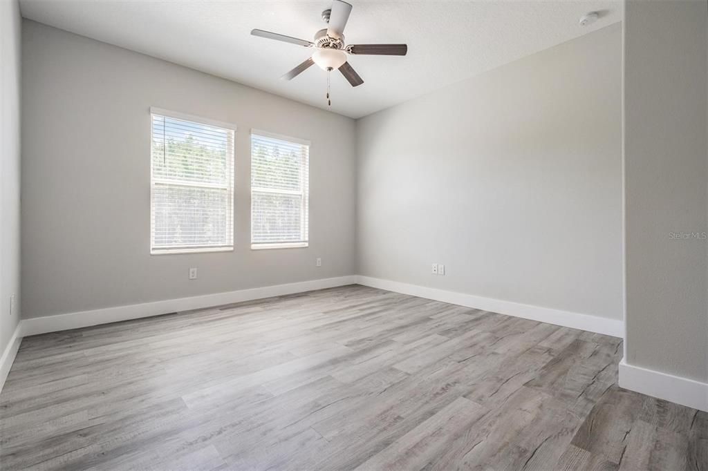 For Rent: $2,200 (3 beds, 2 baths, 1597 Square Feet)