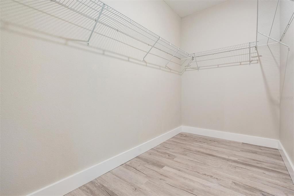 For Rent: $2,200 (3 beds, 2 baths, 1597 Square Feet)