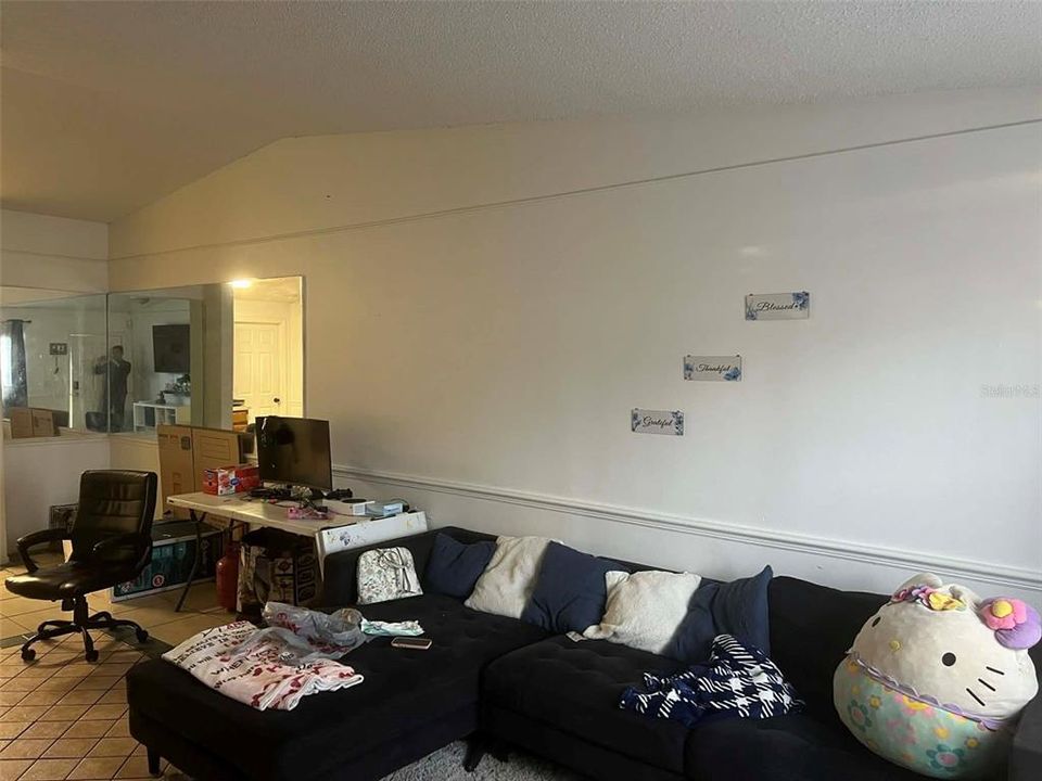 En Venta: $240,000 (3 camas, 2 baños, 1106 Pies cuadrados)