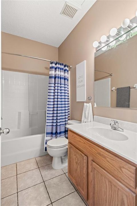 For Sale: $269,900 (3 beds, 2 baths, 1644 Square Feet)