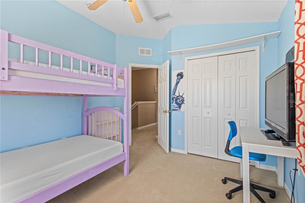 For Sale: $269,900 (3 beds, 2 baths, 1644 Square Feet)