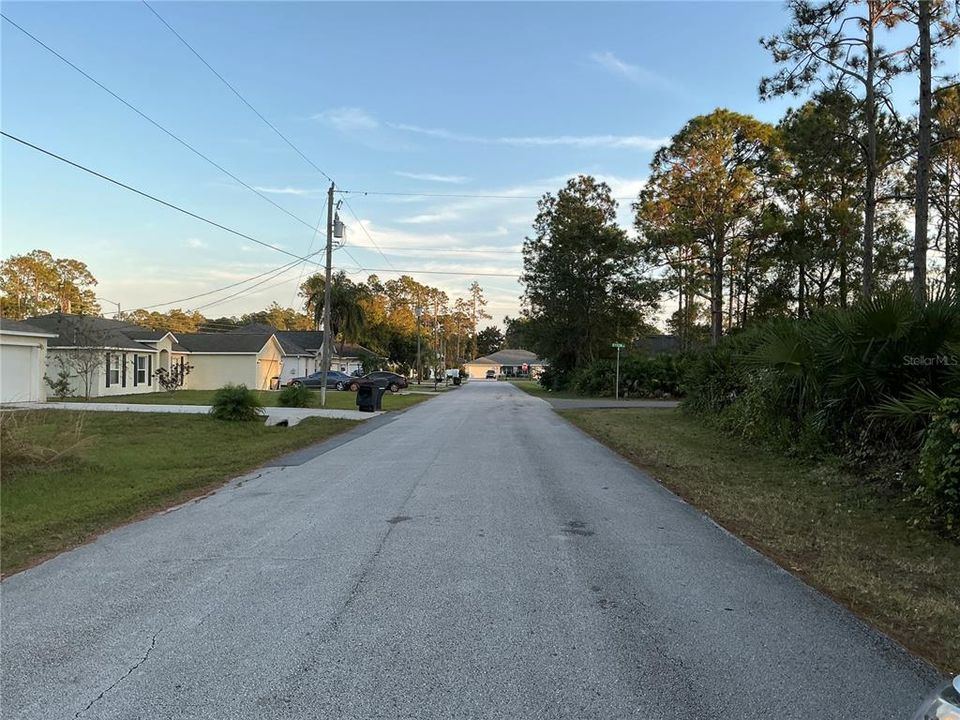 待售: $72,000 (0.23 acres)