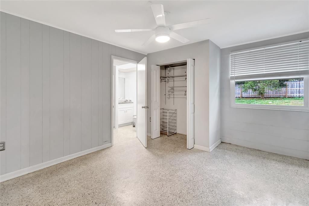 For Sale: $313,000 (3 beds, 2 baths, 1648 Square Feet)