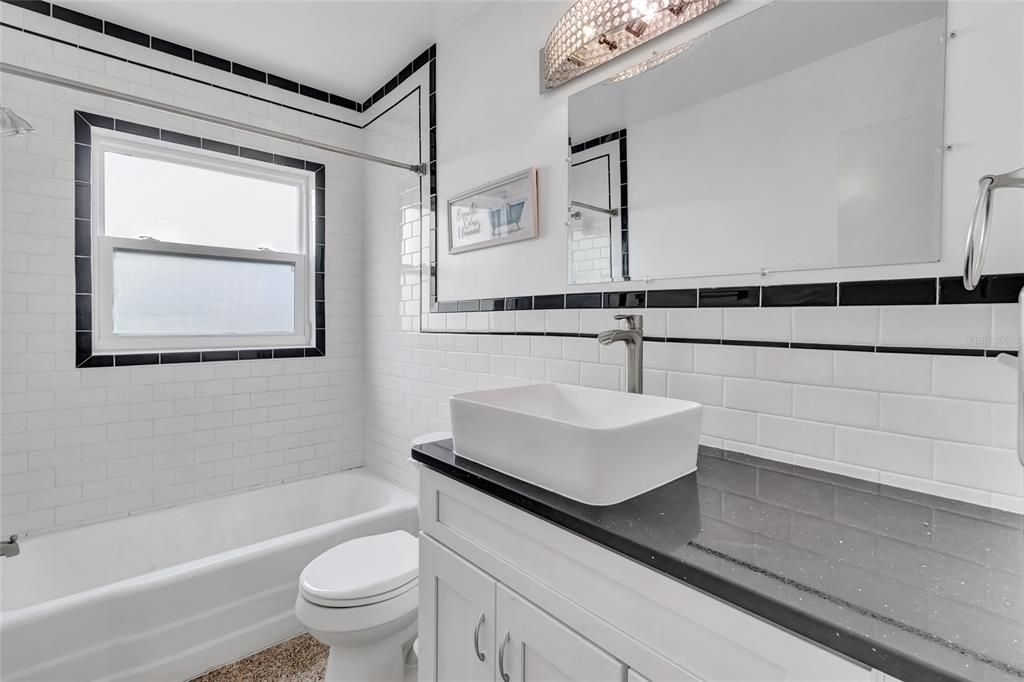 For Sale: $313,000 (3 beds, 2 baths, 1648 Square Feet)