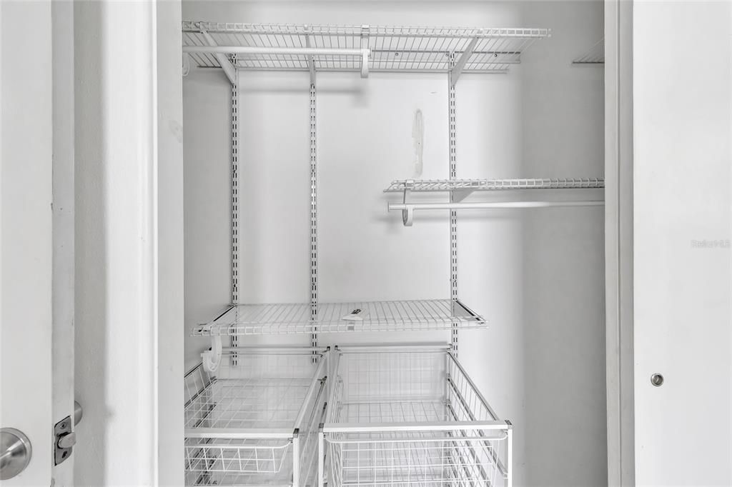 For Sale: $313,000 (3 beds, 2 baths, 1648 Square Feet)