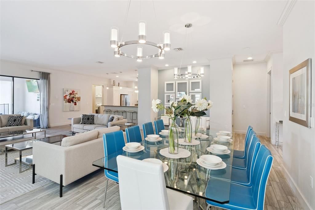 待售: $1,200,000 (7 贝兹, 7 浴室, 3938 平方英尺)