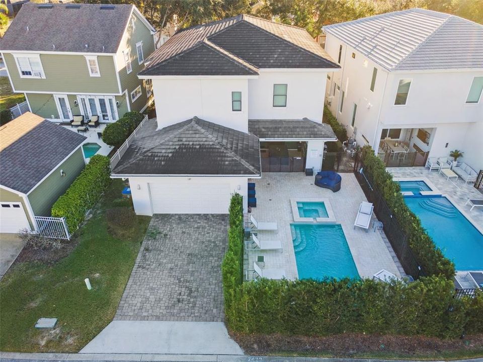 待售: $1,200,000 (7 贝兹, 7 浴室, 3938 平方英尺)