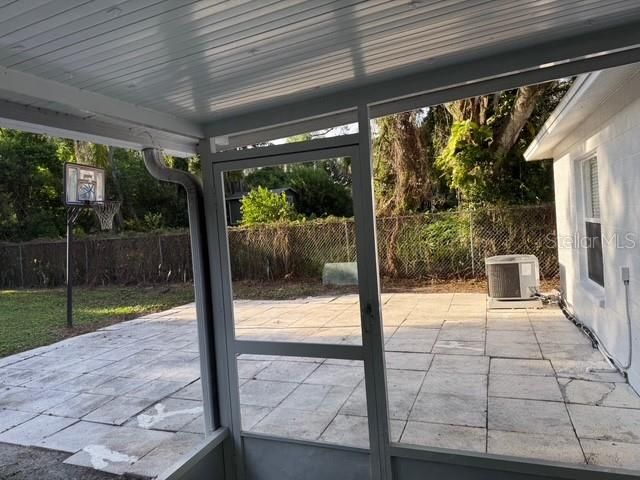 В аренду: $2,300 (4 спален, 3 ванн, 1500 Квадратных фут)