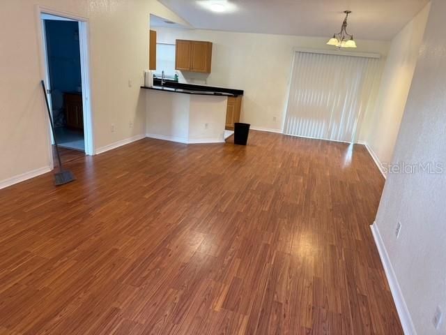 В аренду: $2,300 (4 спален, 3 ванн, 1500 Квадратных фут)