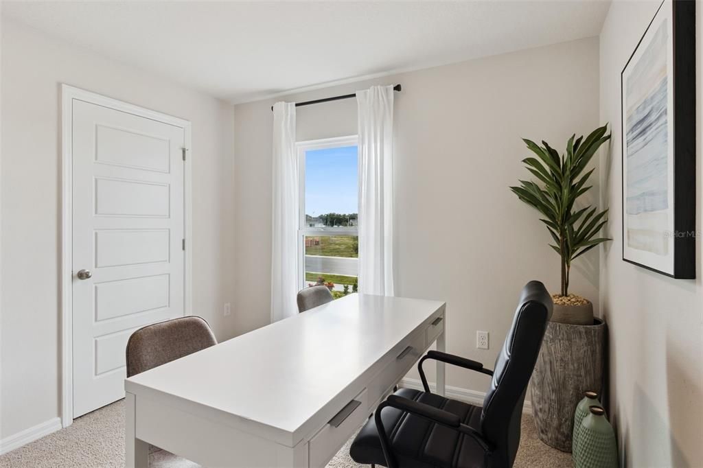 For Sale: $282,990 (3 beds, 2 baths, 1328 Square Feet)