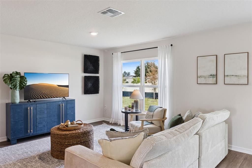 For Sale: $282,990 (3 beds, 2 baths, 1328 Square Feet)