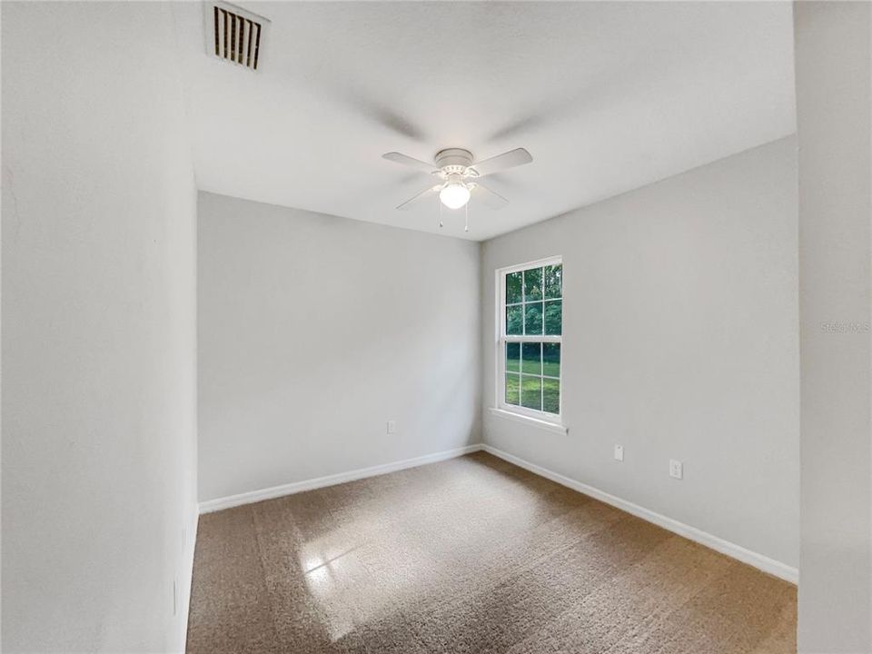 For Sale: $255,000 (3 beds, 2 baths, 1129 Square Feet)