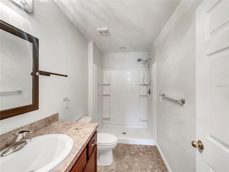 For Sale: $255,000 (3 beds, 2 baths, 1129 Square Feet)