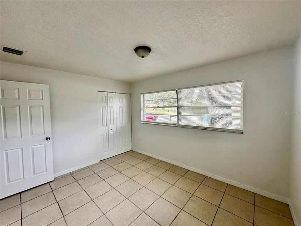 For Rent: $1,600 (2 beds, 1 baths, 836 Square Feet)