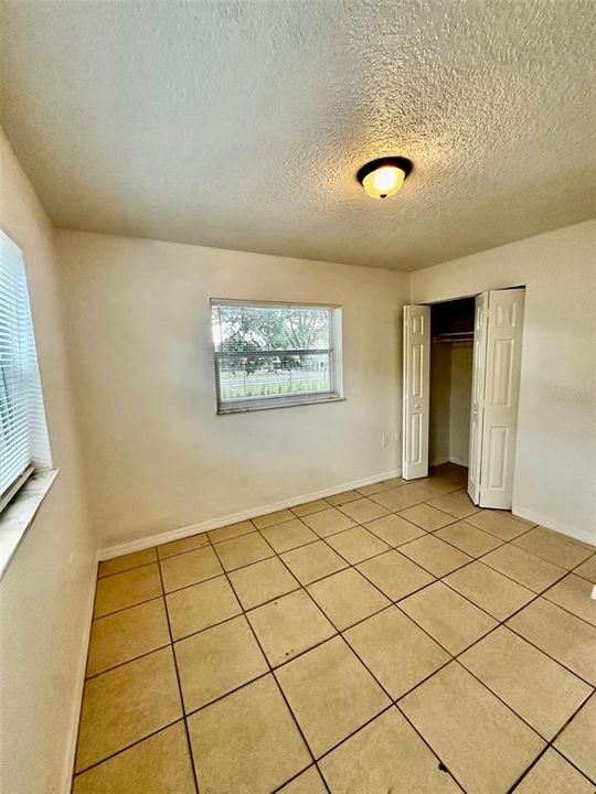 For Rent: $1,600 (2 beds, 1 baths, 836 Square Feet)