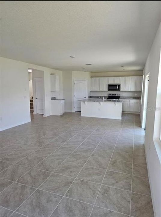 For Rent: $2,900 (4 beds, 2 baths, 2442 Square Feet)