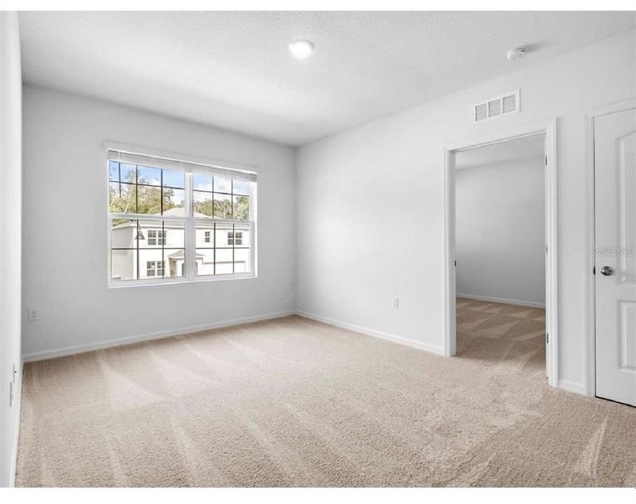 For Rent: $2,900 (4 beds, 2 baths, 2442 Square Feet)