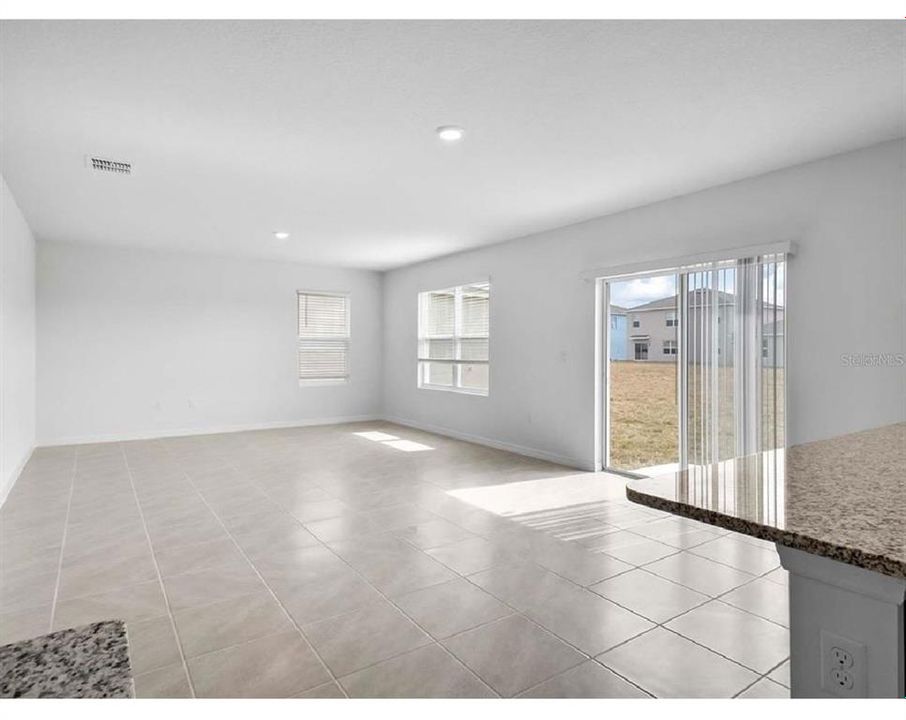 For Rent: $2,900 (4 beds, 2 baths, 2442 Square Feet)