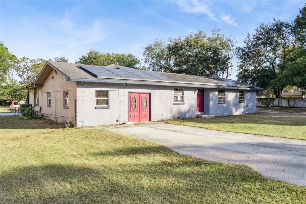 For Sale: $350,000 (3 beds, 1 baths, 2250 Square Feet)