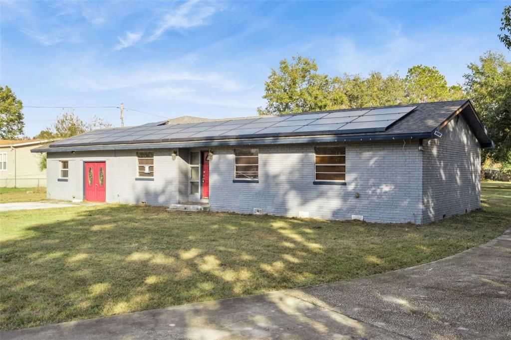 For Sale: $350,000 (3 beds, 1 baths, 2250 Square Feet)