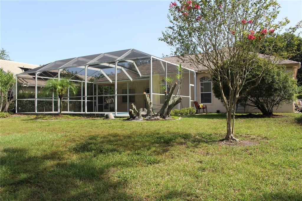 For Rent: $3,850 (3 beds, 2 baths, 1977 Square Feet)