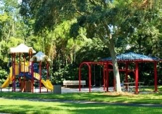 For Rent: $3,850 (3 beds, 2 baths, 1977 Square Feet)