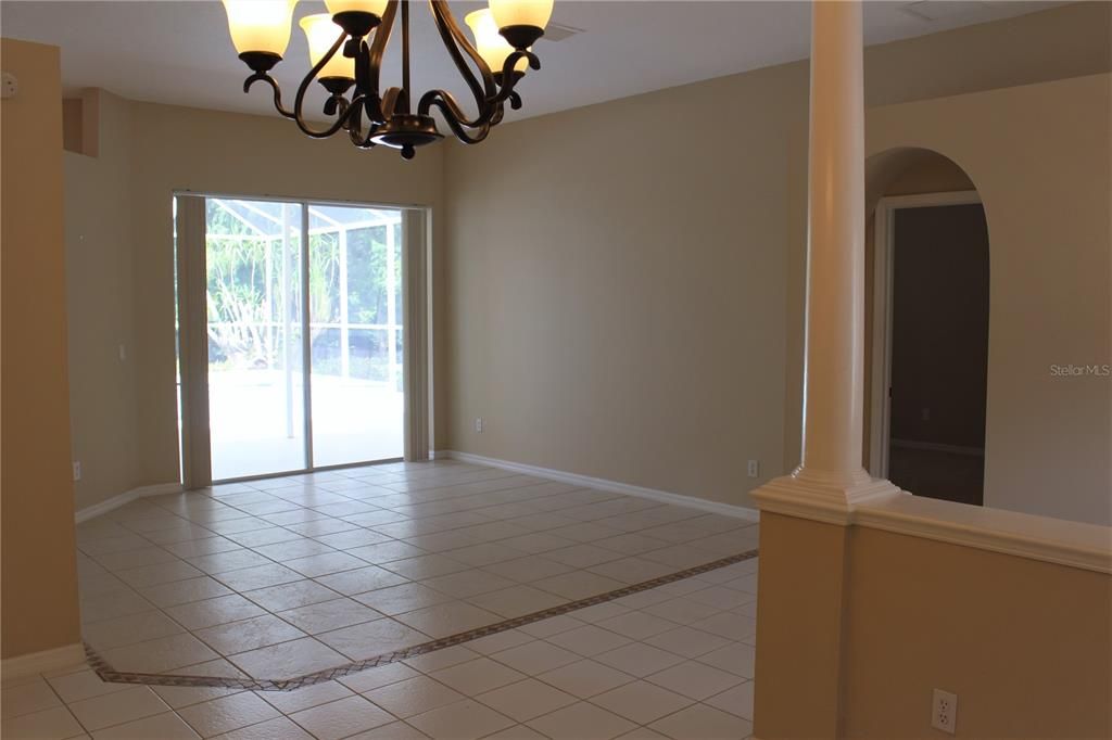 For Rent: $3,850 (3 beds, 2 baths, 1977 Square Feet)