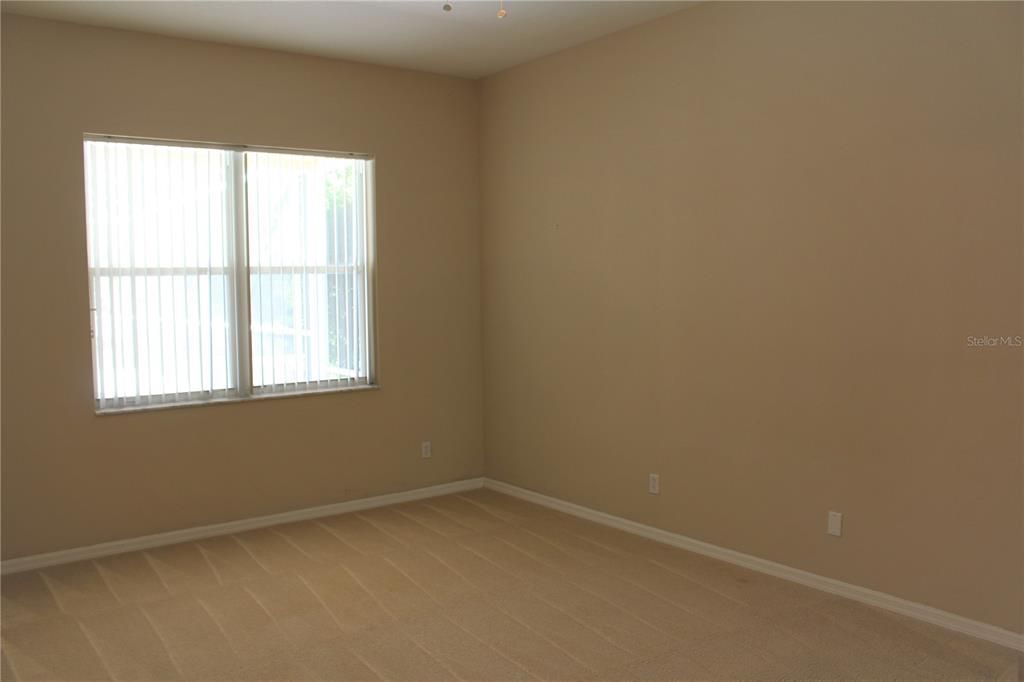 For Rent: $3,850 (3 beds, 2 baths, 1977 Square Feet)