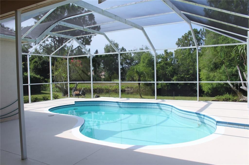 For Rent: $3,850 (3 beds, 2 baths, 1977 Square Feet)