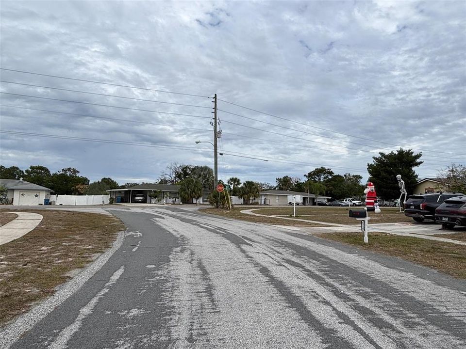 合同活跃: $59,000 (0.62 acres)