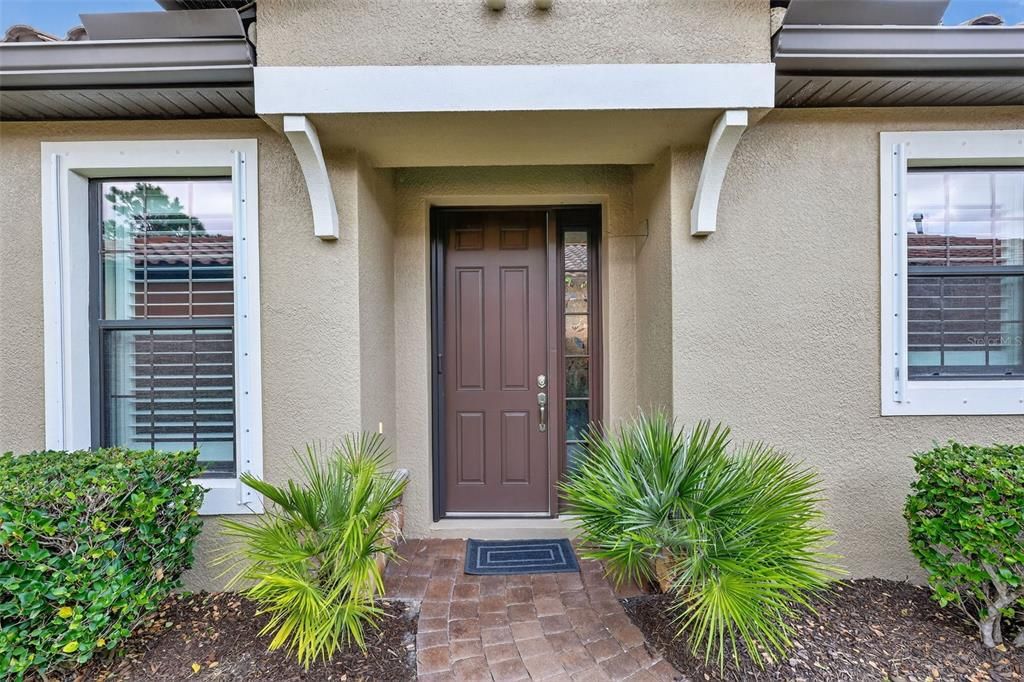 待售: $445,000 (2 贝兹, 2 浴室, 1700 平方英尺)