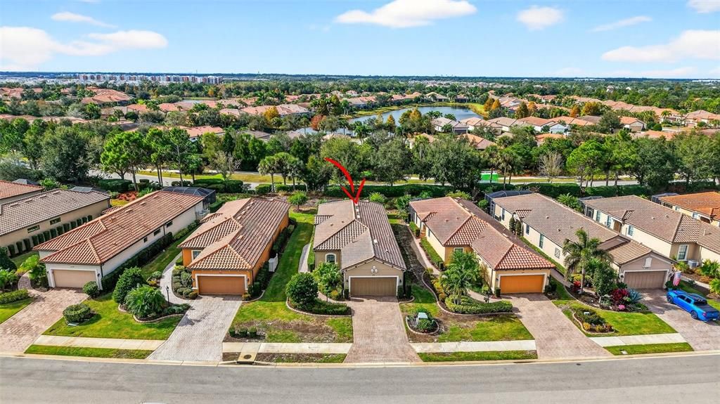 待售: $445,000 (2 贝兹, 2 浴室, 1700 平方英尺)