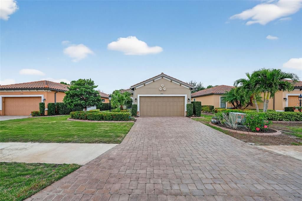 待售: $445,000 (2 贝兹, 2 浴室, 1700 平方英尺)