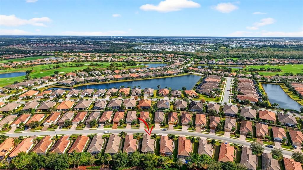 待售: $445,000 (2 贝兹, 2 浴室, 1700 平方英尺)