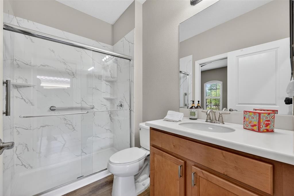 待售: $445,000 (2 贝兹, 2 浴室, 1700 平方英尺)