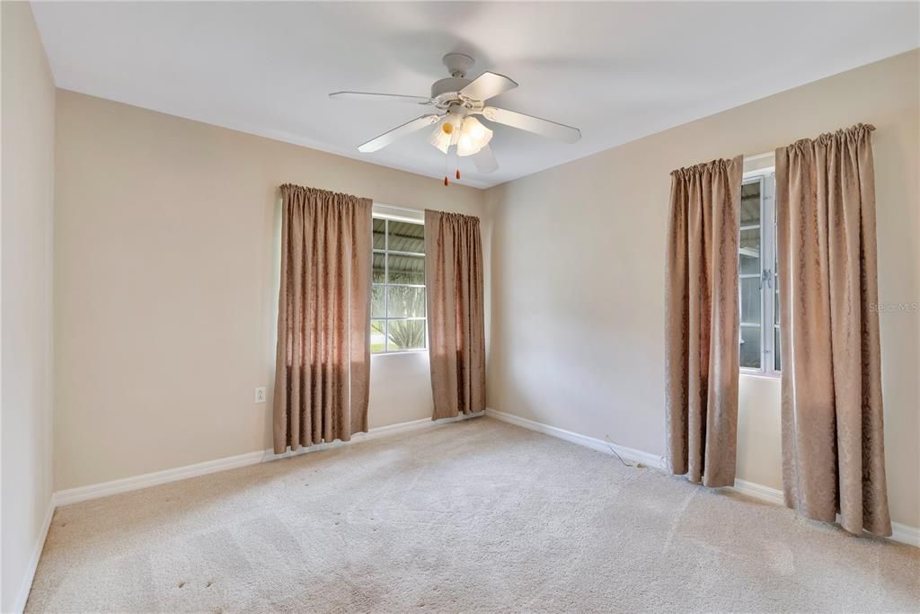 For Sale: $280,000 (3 beds, 1 baths, 1516 Square Feet)