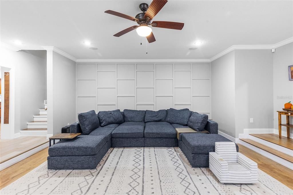 En Venta: $1,125,000 (5 camas, 3 baños, 3947 Pies cuadrados)