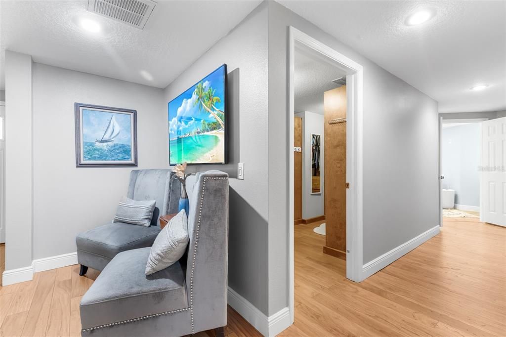 En Venta: $1,125,000 (5 camas, 3 baños, 3947 Pies cuadrados)