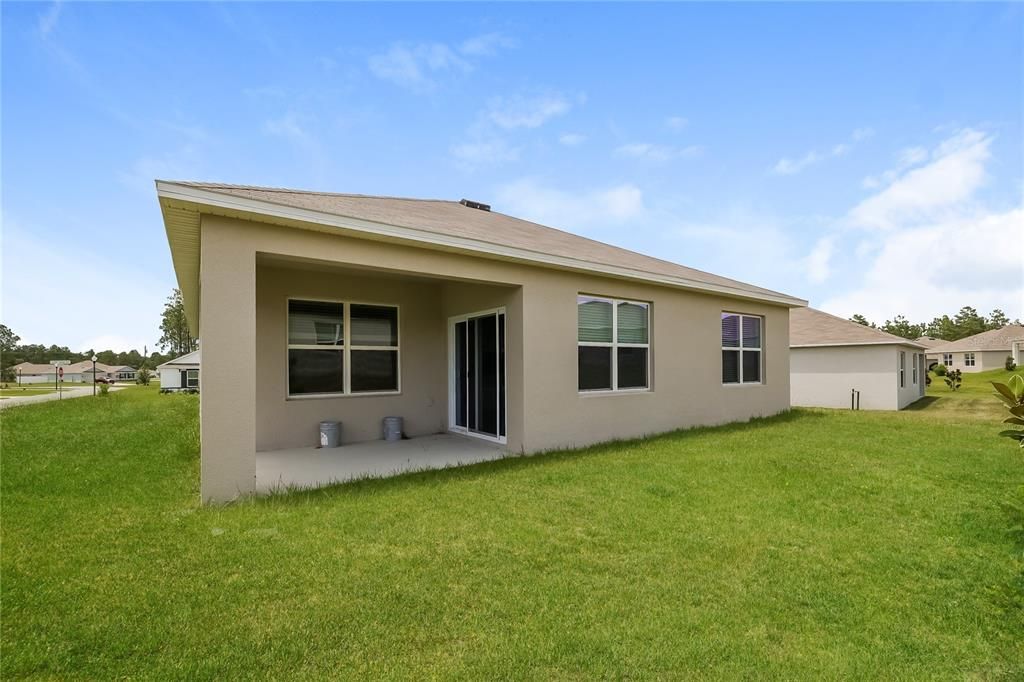 For Rent: $1,749 (3 beds, 2 baths, 1670 Square Feet)