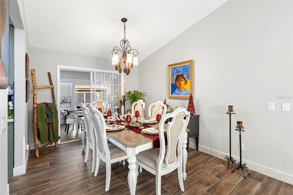 En Venta: $379,900 (3 camas, 2 baños, 1854 Pies cuadrados)